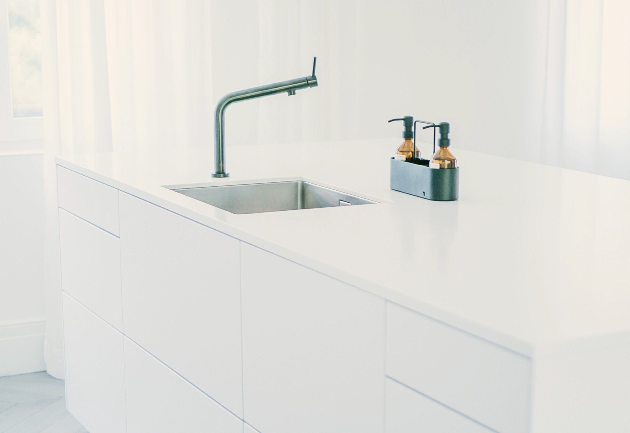 Minimalistisches Wohnen: Nordesigns Tipps für ein stilvolles und organisiertes Zuhause - nordesign GmbH