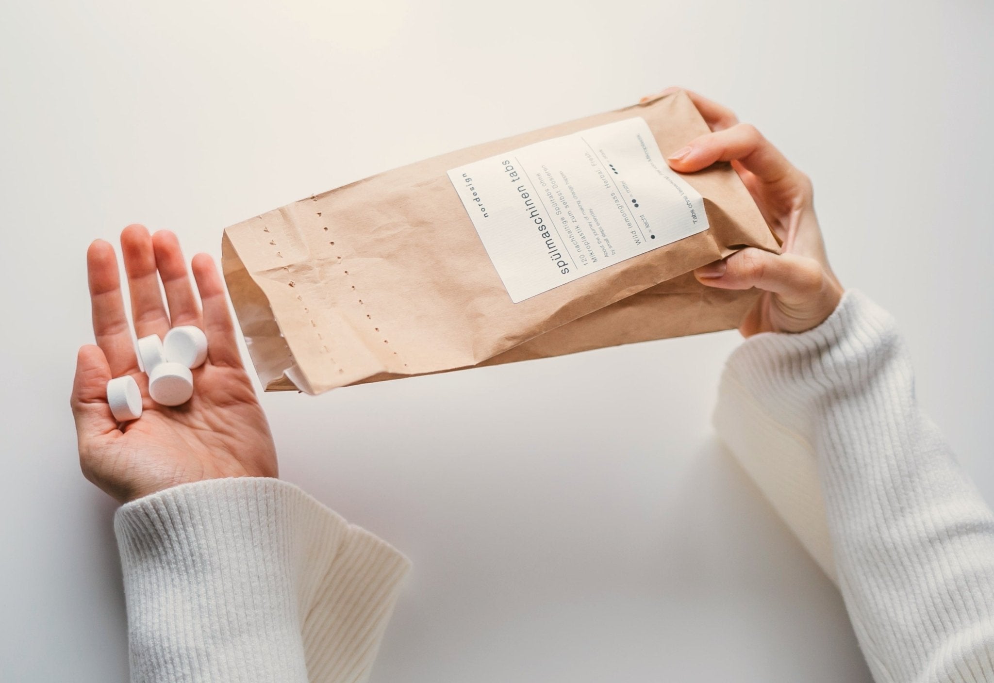 Spülmaschinentabs vs. Spülmaschinenpulver: Was ist besser? - nordesign GmbH