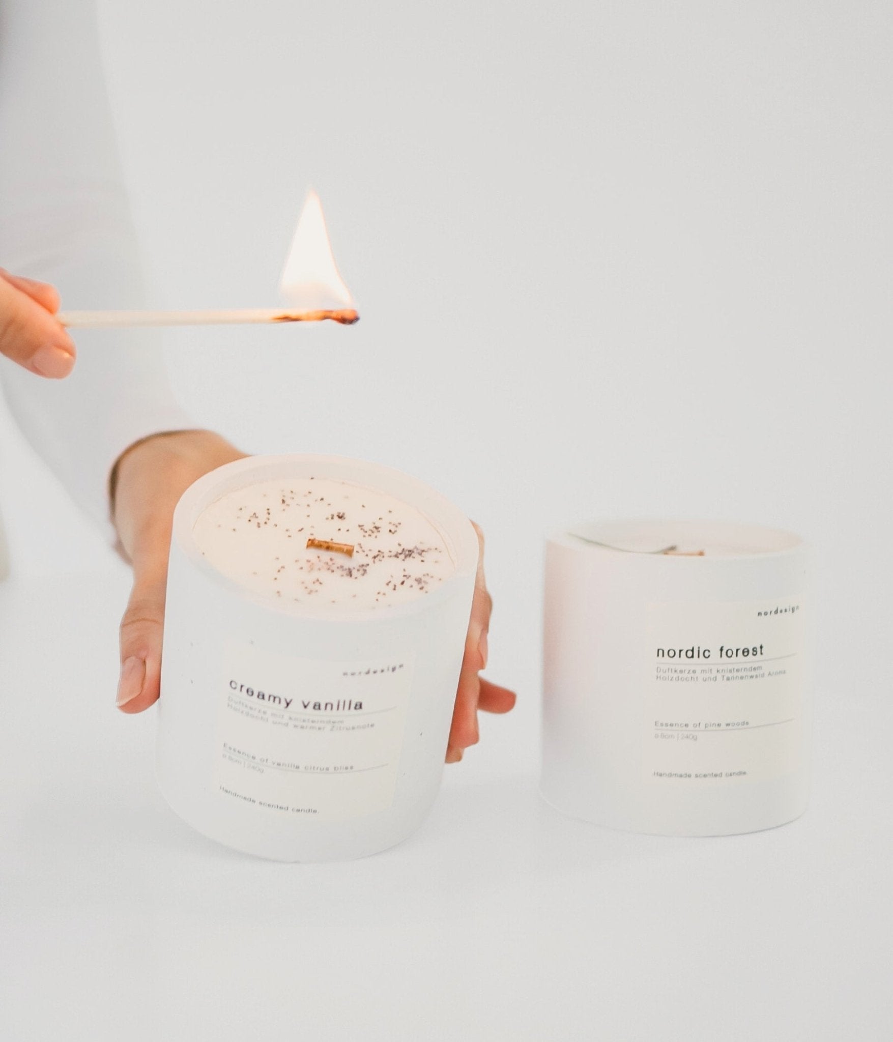 Duftkerze mit knisterndem Holzdocht - nordesign