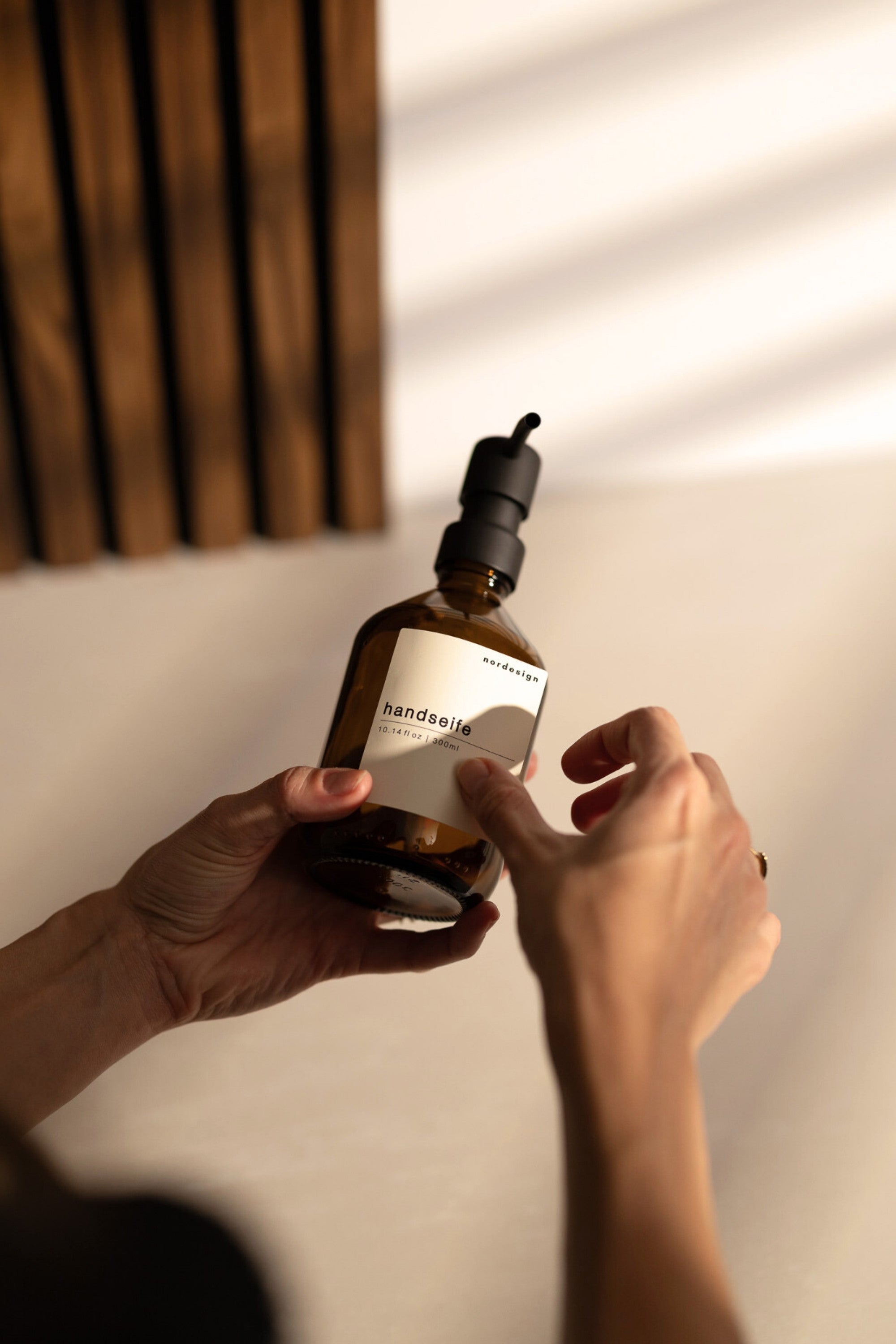 Seifenspender mit Etikett-Auswahl